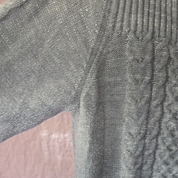 Faded Glory Gray Crew Neck Sweater with Cable Knit Design - Picture 3 of 8